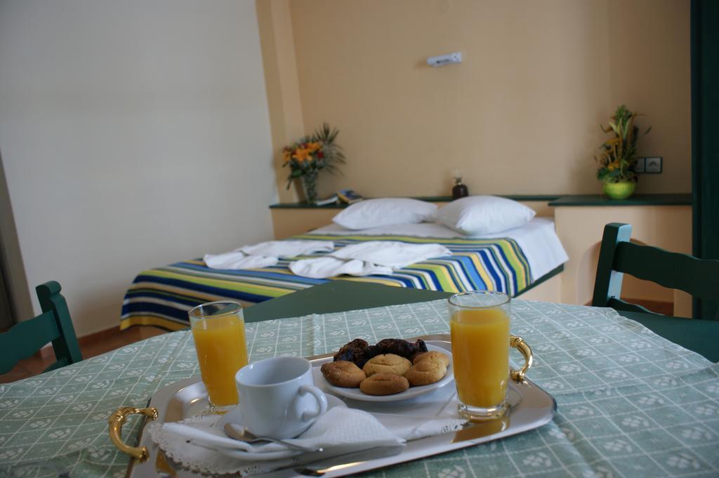 Jason Studios & Apartments Naxos City Oda fotoğraf